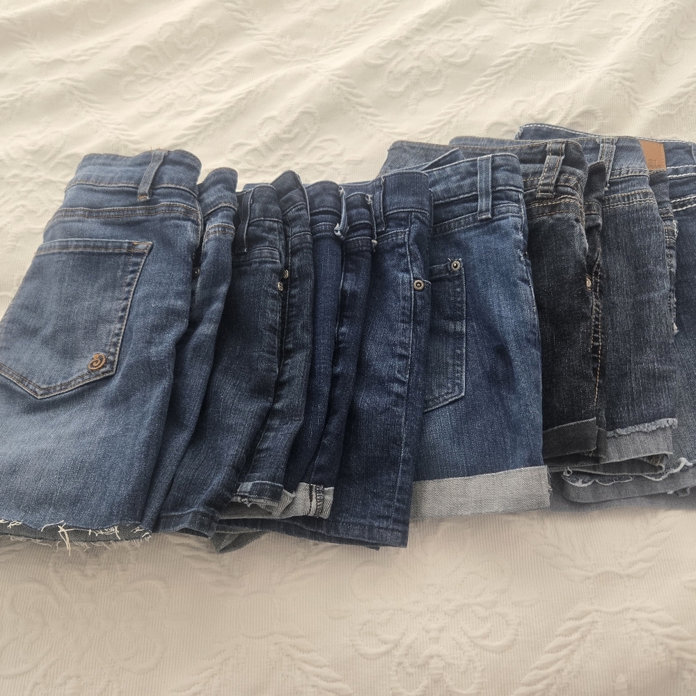 8 Pair Shorts, Banana Republic,Mossimo Ny&co Women's Sz 12/14. Make Offer!